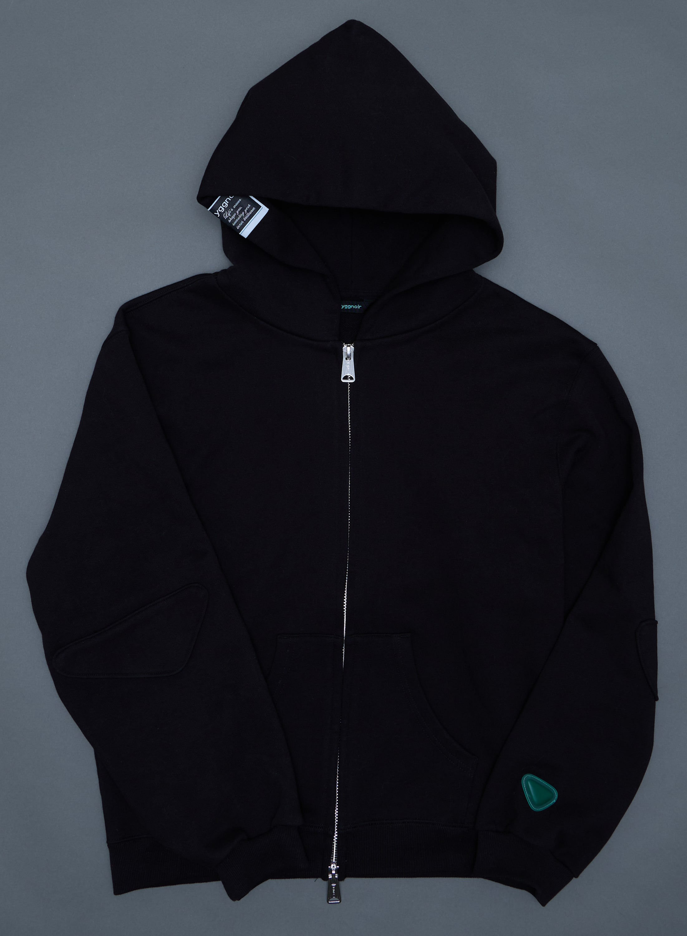 HOODIE — 黒